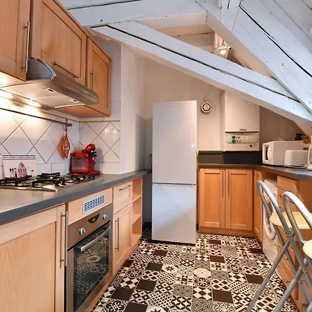 Daire Au Nid D'hirondelles