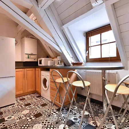 Daire Au Nid D'hirondelles *