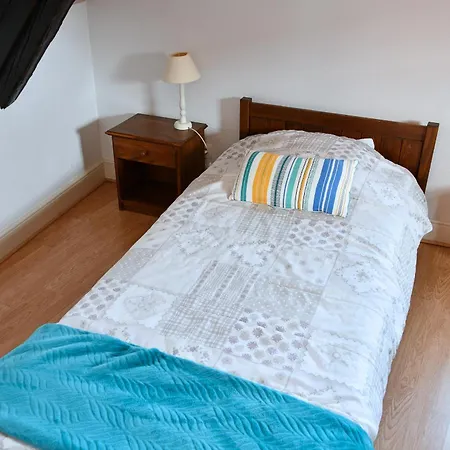 Daire Au Nid D'hirondelles